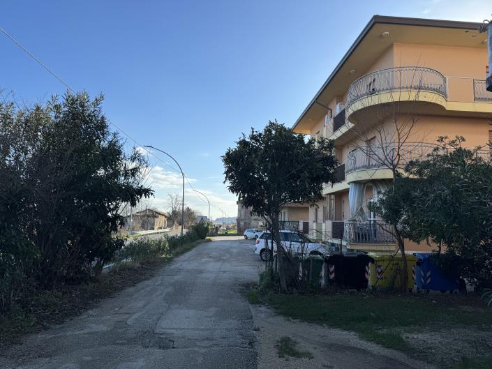 Image No.39-2 Bed Apartment for sale