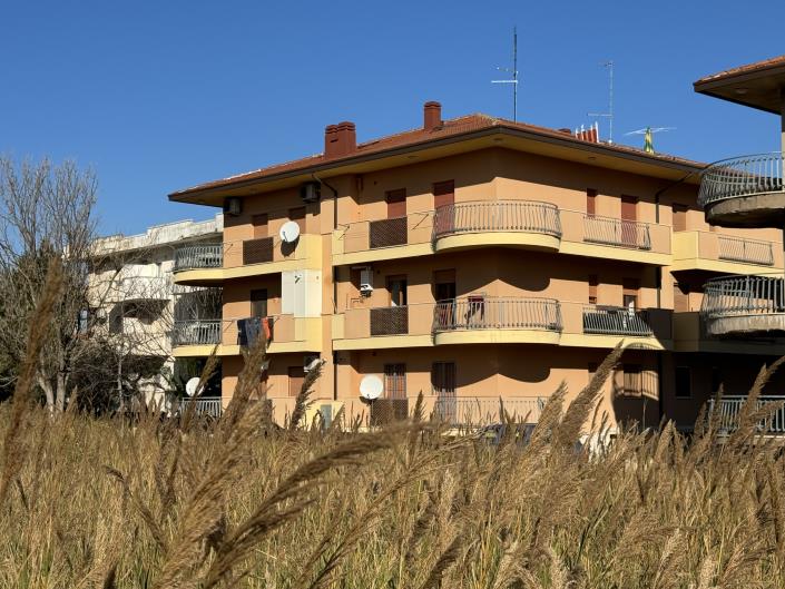 Image No.42-2 Bed Apartment for sale