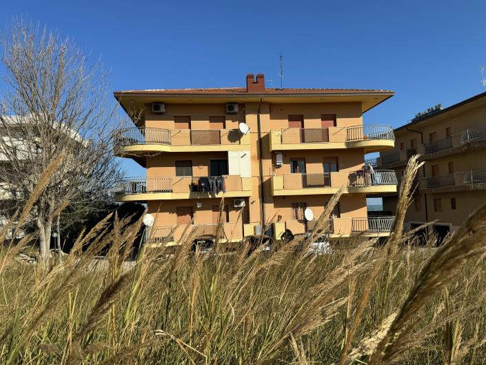 Image No.41-2 Bed Apartment for sale