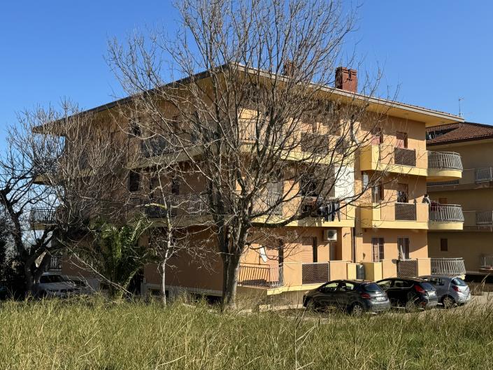 Image No.43-2 Bed Apartment for sale