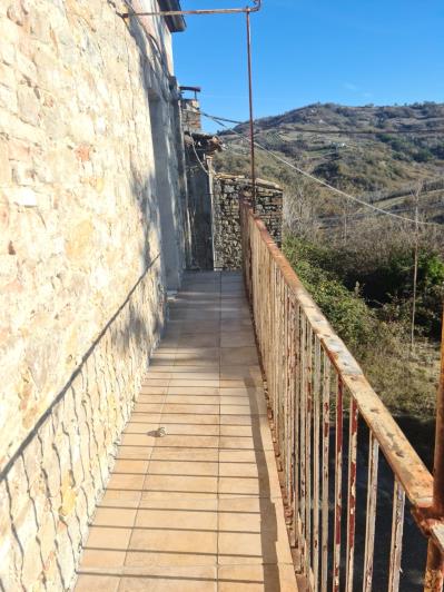 Image No.9-3 Bed Country House for sale