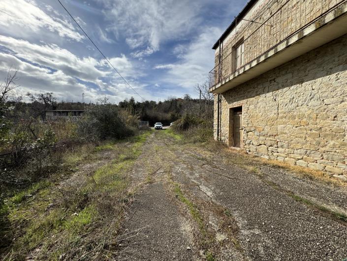 Image No.49-3 Bed Country House for sale