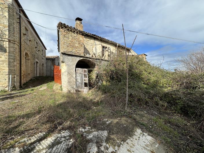 Image No.56-3 Bed Country House for sale