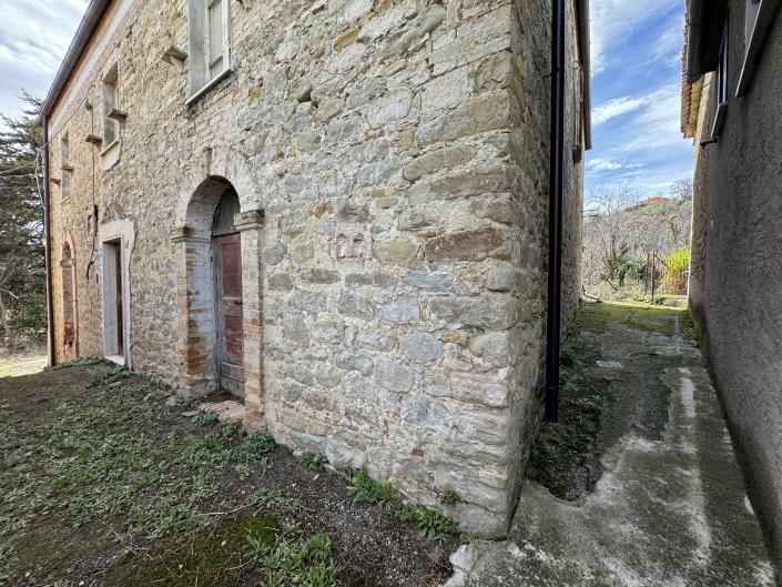 Image No.42-3 Bed Country House for sale