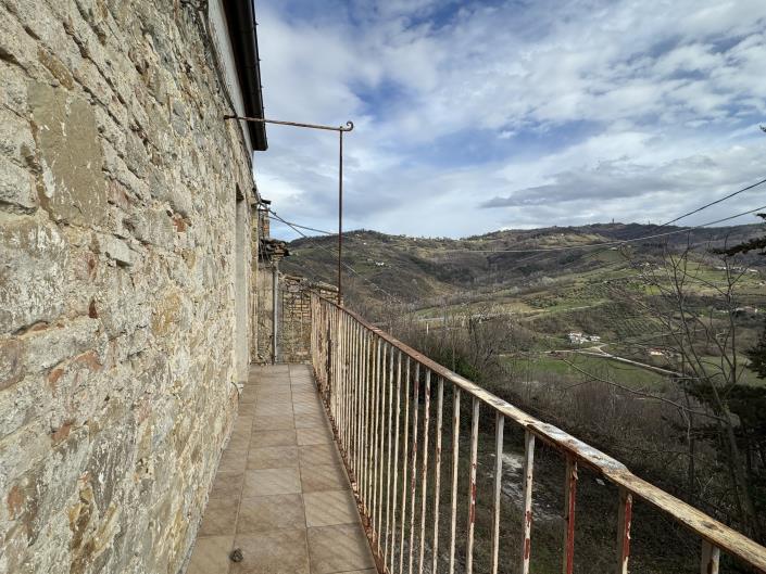 Image No.28-3 Bed Country House for sale