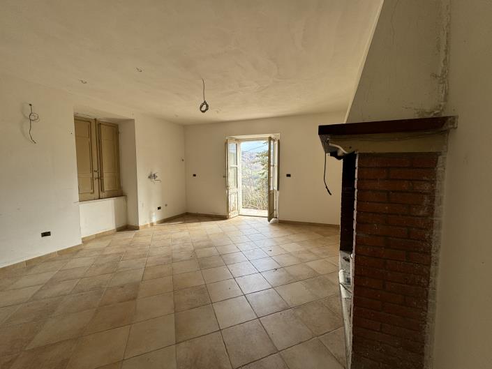 Image No.35-3 Bed Country House for sale