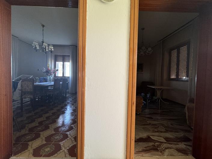 Image No.16-6 Bed Farmhouse for sale