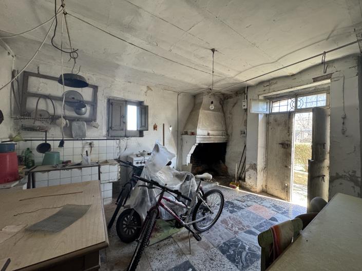 Image No.36-6 Bed Farmhouse for sale