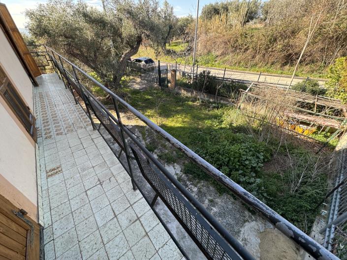 Image No.32-3 Bed House for sale