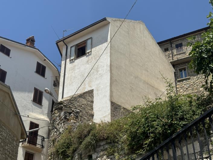 Image No.3-2 Bed Townhouse for sale