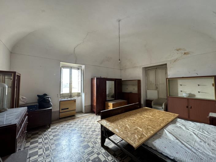 Image No.11-8 Bed Villa / Detached for sale