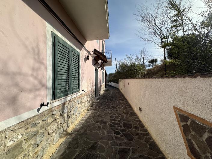 Image No.50-6 Bed Villa for sale