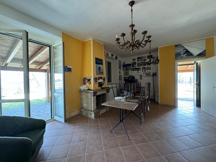 Image No.9-6 Bed Villa for sale