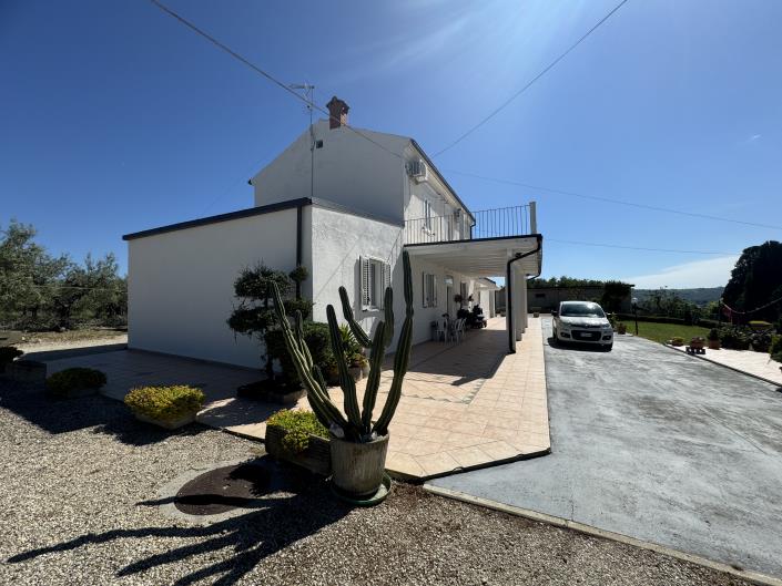 Image No.4-Villa / Détaché de 3 chambres à vendre à Scerni