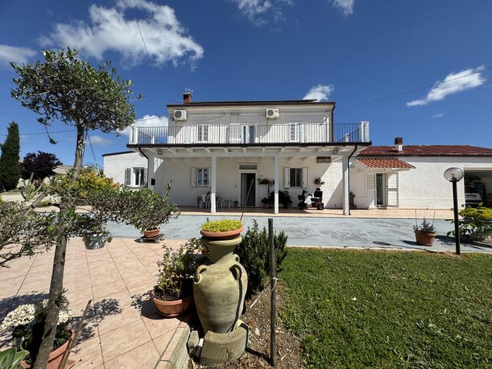 Image No.29-Villa / Détaché de 3 chambres à vendre à Scerni