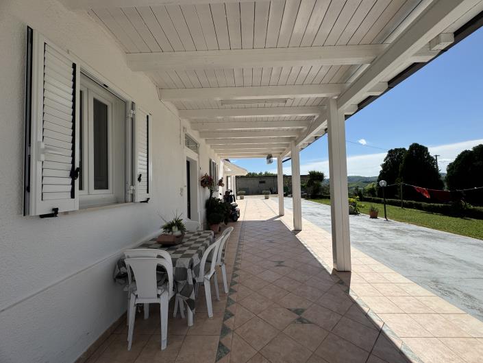 Image No.49-Villa / Détaché de 3 chambres à vendre à Scerni