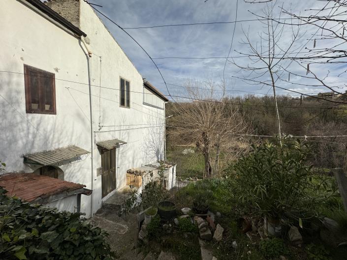 Image No.37-2 Bed House for sale