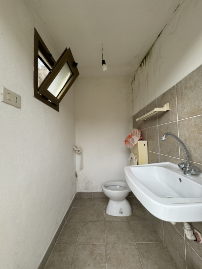 Image No.15-2 Bed House for sale