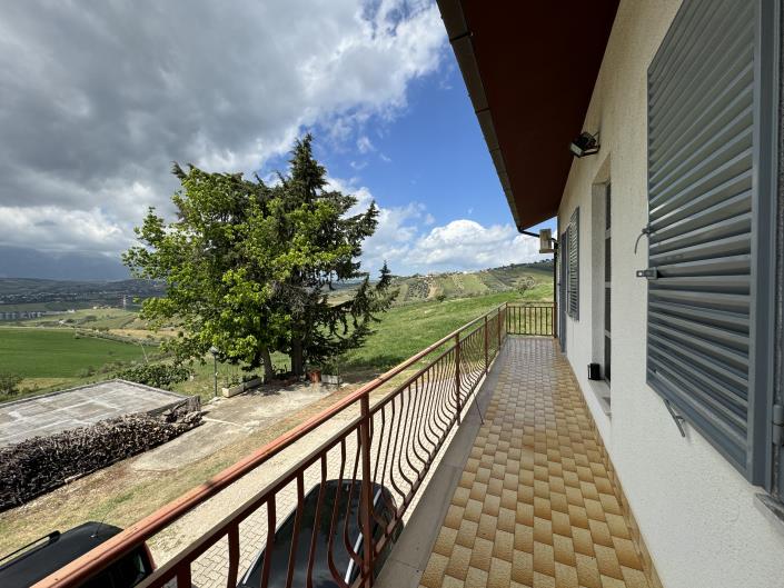 Image No.13-6 Bed Villa for sale