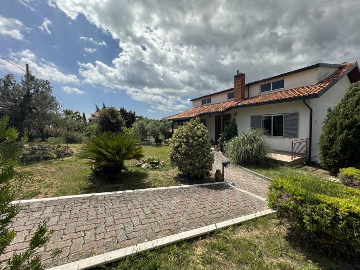 Image No.46-6 Bed Villa for sale