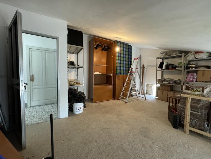 Image No.34-2 Bed Apartment for sale