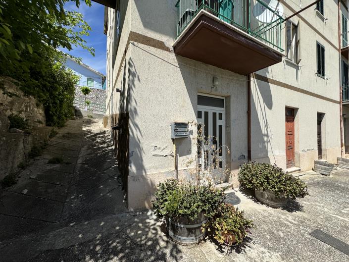 Image No.47-2 Bed Apartment for sale