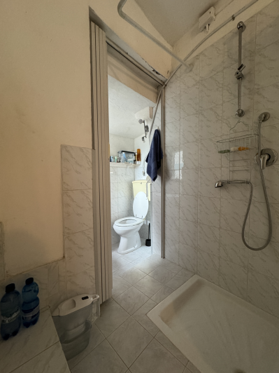 Image No.21-1 Bed Townhouse for sale