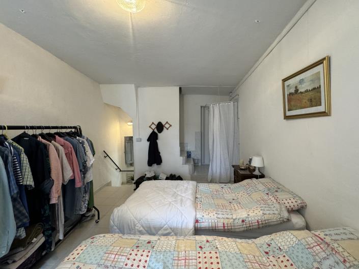 Image No.16-1 Bed Townhouse for sale