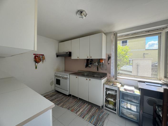 Image No.6-3 Bed Farmhouse for sale