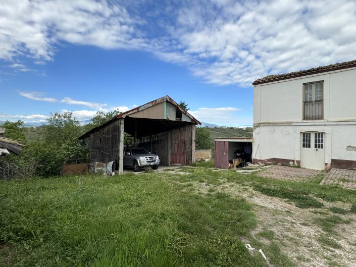 Image No.26-3 Bed Farmhouse for sale