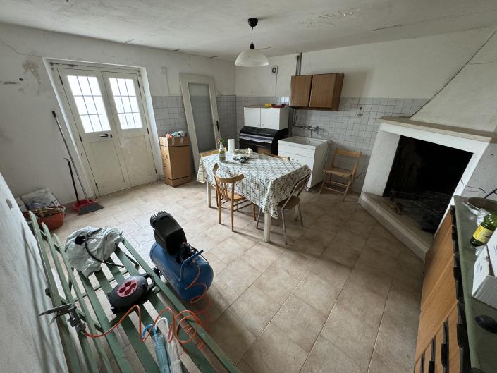 Image No.13-3 Bed Farmhouse for sale