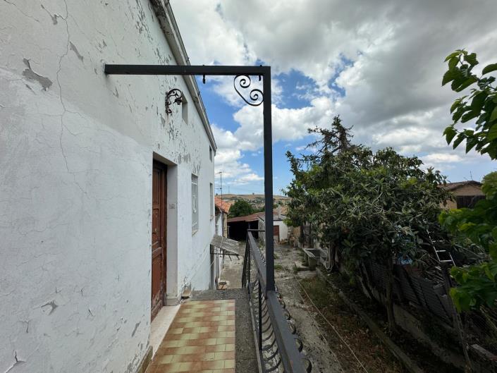 Image No.9-2 Bed Village House for sale