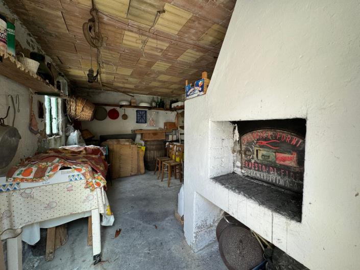 Image No.32-2 Bed Village House for sale