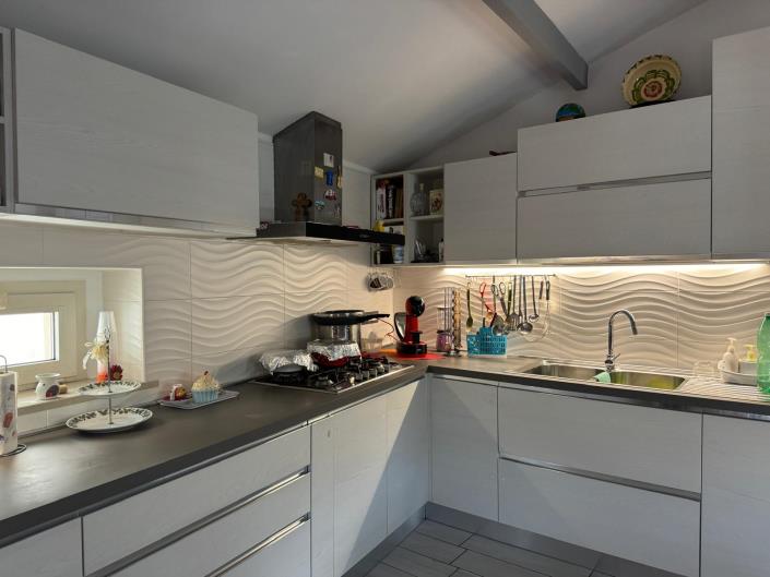 Image No.8-4 Bed Apartment for sale