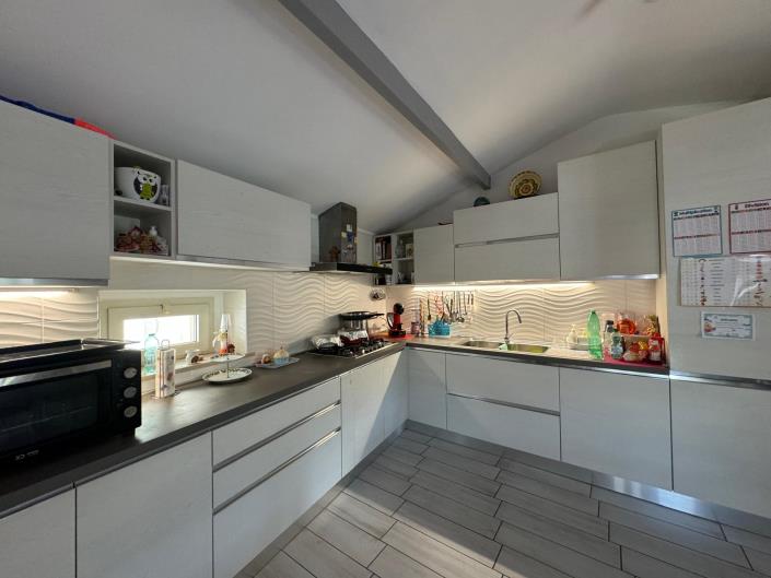 Image No.7-4 Bed Apartment for sale