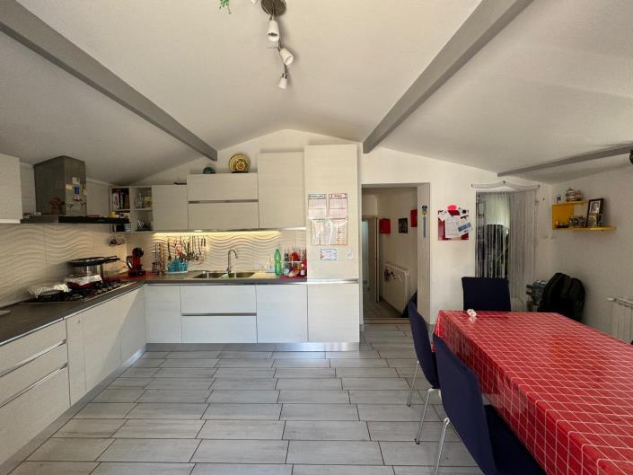 Image No.9-4 Bed Apartment for sale