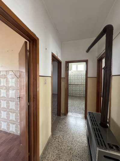 Image No.28-4 Bed Townhouse for sale