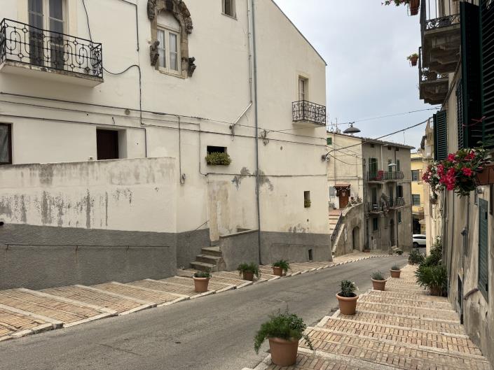 Image No.59-4 Bed Townhouse for sale