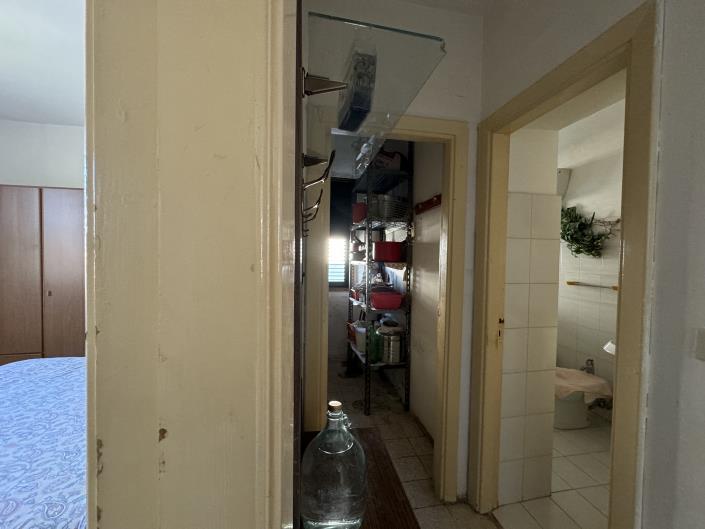 Image No.24-2 Bed Apartment for sale