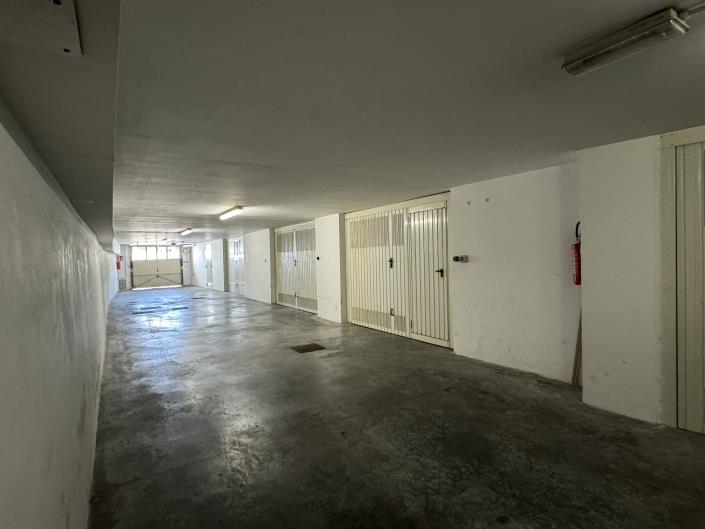 Image No.23-2 Bed Apartment for sale