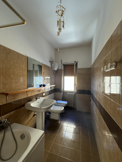 Image No.35-4 Bed Apartment for sale