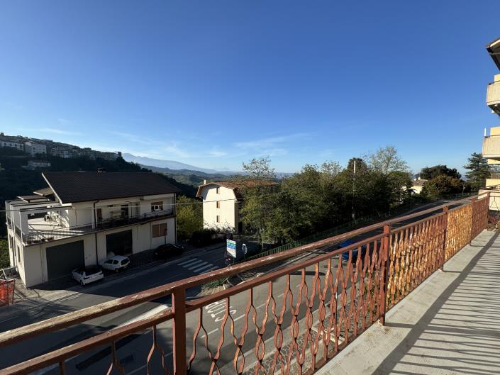 Image No.41-4 Bed Apartment for sale