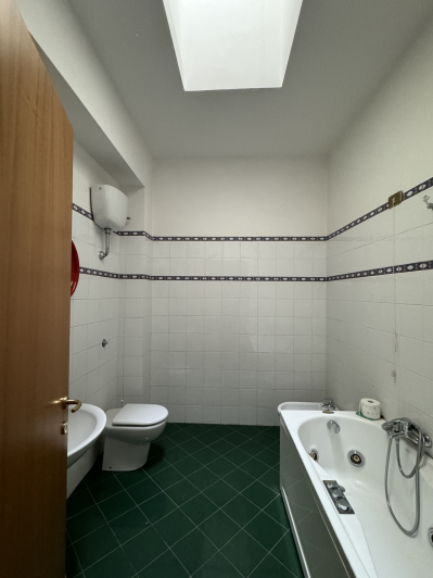 Image No.38-3 Bed Townhouse for sale