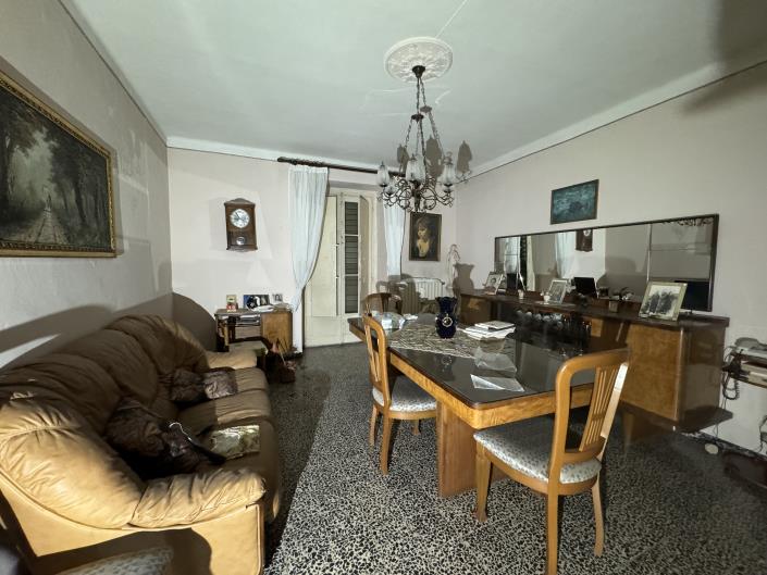 Image No.4-5 Bed Townhouse for sale