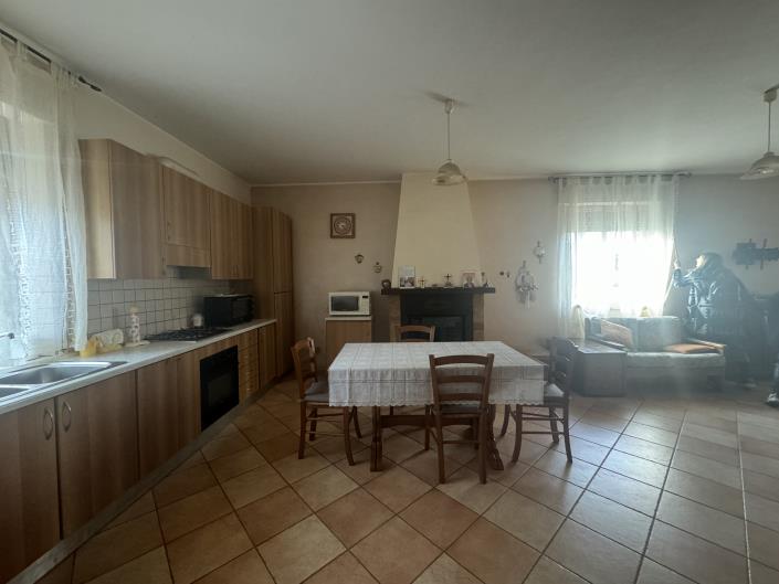 Image No.12-4 Bed Villa / Detached for sale