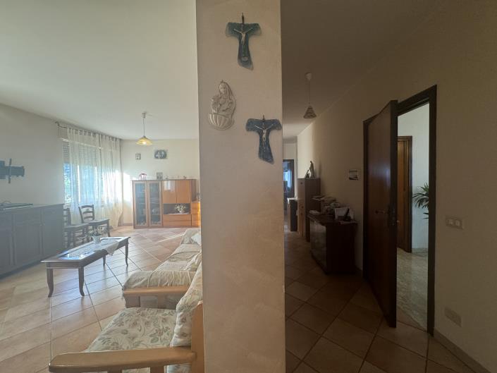 Image No.25-4 Bed Villa / Detached for sale