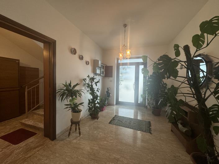 Image No.6-4 Bed Villa / Detached for sale