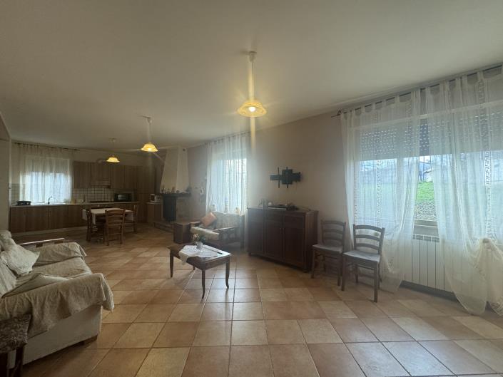 Image No.26-4 Bed Villa / Detached for sale