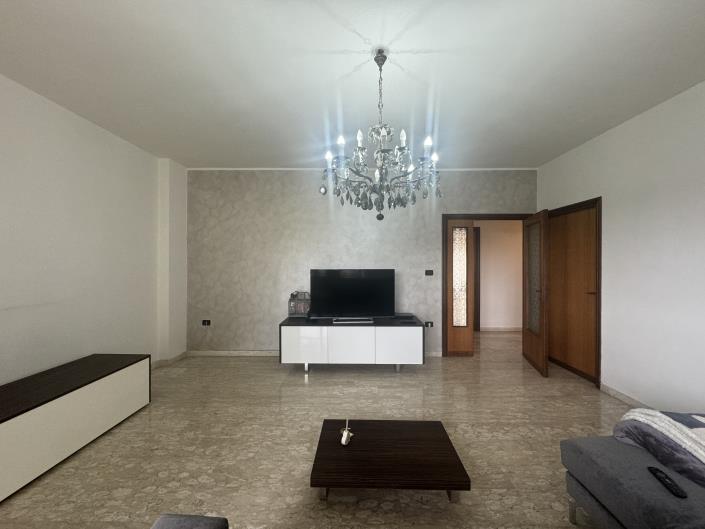 Image No.21-4 Bed Villa / Detached for sale