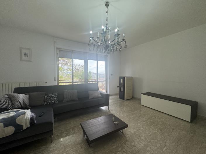 Image No.24-4 Bed Villa / Detached for sale